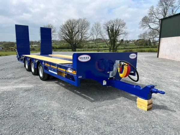 27 Ton Tri Axle